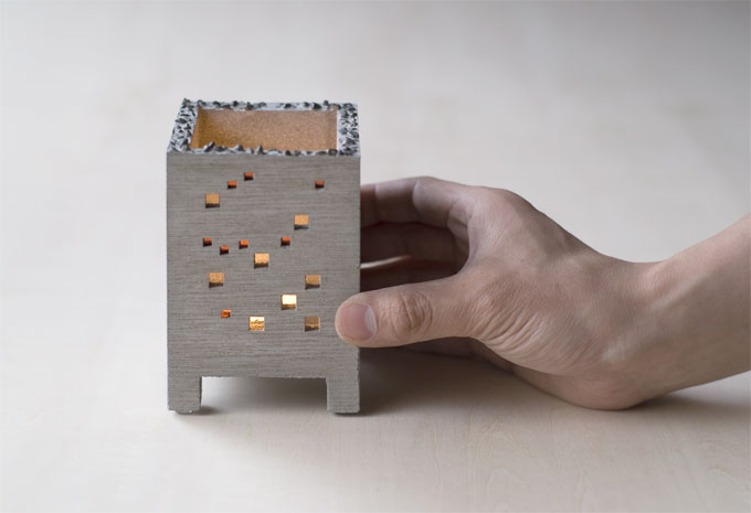 BUILDING CANDLE COVER